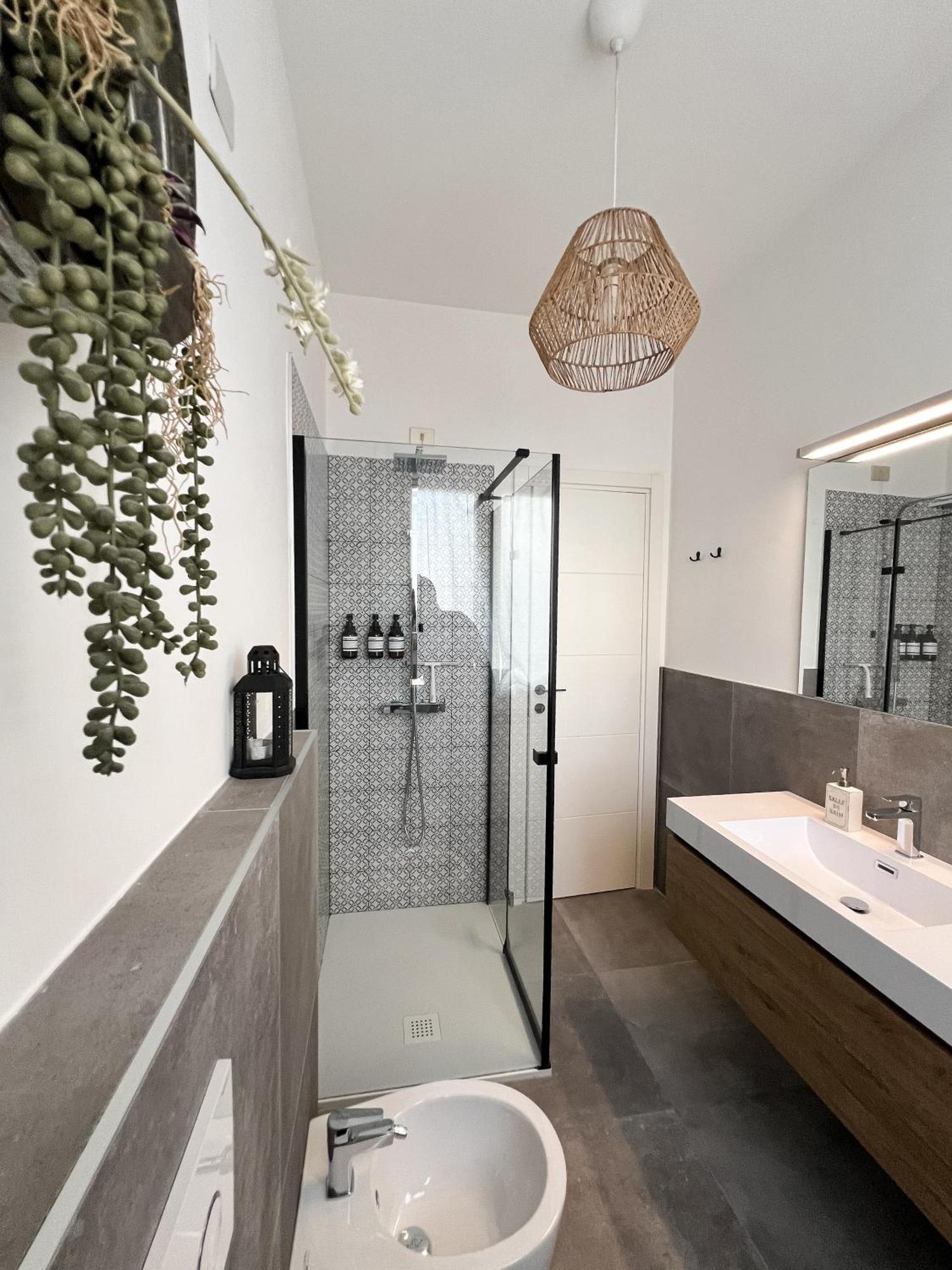 Verona Uptown Mood Apartment ภายนอก รูปภาพ
